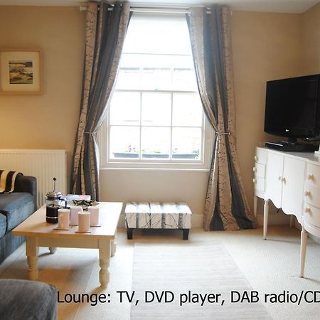High Street Apartment Ъпингам Екстериор снимка