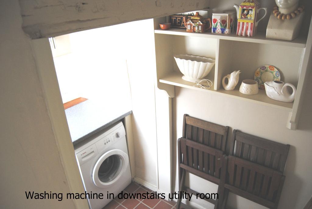 High Street Apartment Ъпингам Екстериор снимка